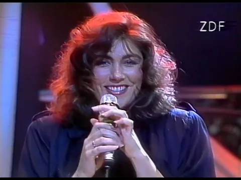 Download MP3 Laura Branigan - Self Control (1984 live HD)