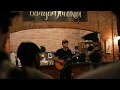 Download Lagu Tunas Muda - Titik Api Live At Bangunjiwo Kopi
