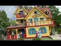 Download Lagu Pippi får besök av fröken Prysselius och leker kull med poliser Astrid Lindgrens värld (2024)