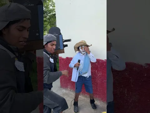Político buscando reelección VS. La realidad (Parte 2) 📸🖌️