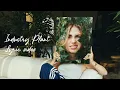 Roxy Dekker - Industry Plant (Lyric Video)