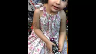 دختر شیرین زبون 