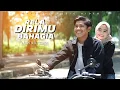 Download Lagu Mohderzam - Rela Dirimu Bahagia (Official Musik Video)