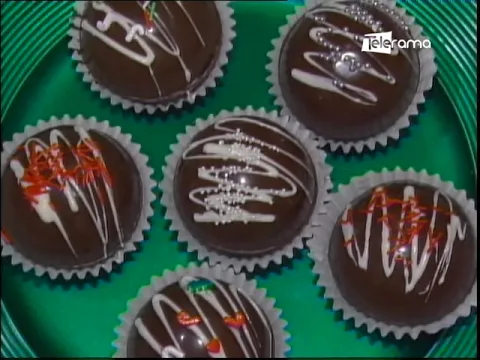 Aprenda paso a paso cómo hacer choco bombas navideñas