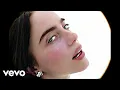 Download Lagu Billie Eilish - LUNCH (ONE TAKE T009)