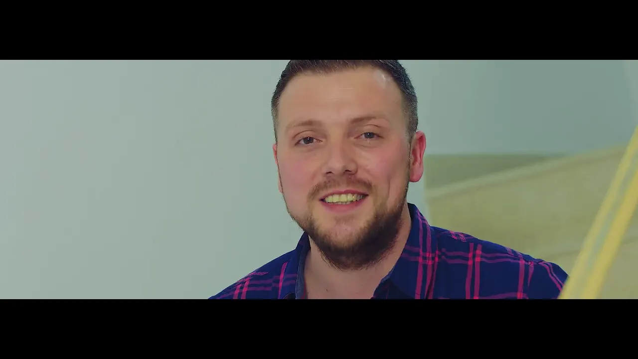 Bebe de la Aiud - Mai bine sa mor de drag (Originala 2021)