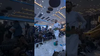 شاهد دخول الفنان حمود السمه في صالات الاعراس بصنعاء 