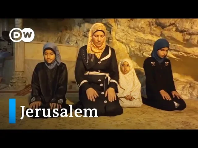 JERUSALEM : Muslims Vs. Jews