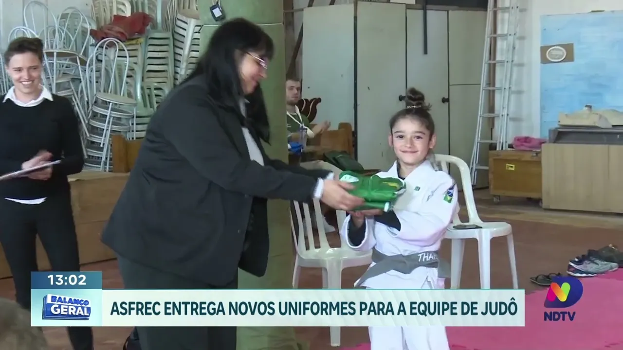 Solidariedade e Judô: ASFREC Entrega Uniformes com Apoio de Patrocinadores