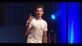 یخ نوردی از دل کویر محمدرضا صفدریان کرویه TEDxEsfahan 