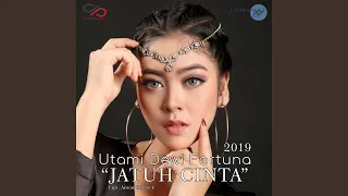 Download Jatuh Cinta MP3