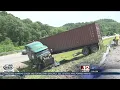 Tractor trailer crashes into median on I-79 in Harrison County