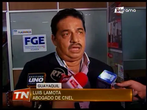 Detienen a hombre que se hacía pasar por empleado de CNEL para estafar