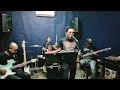 Download Lagu M-E-N-C-A-R-I  S-I-N-A-R ( LEFTHANDED COVER ) #lefthanded