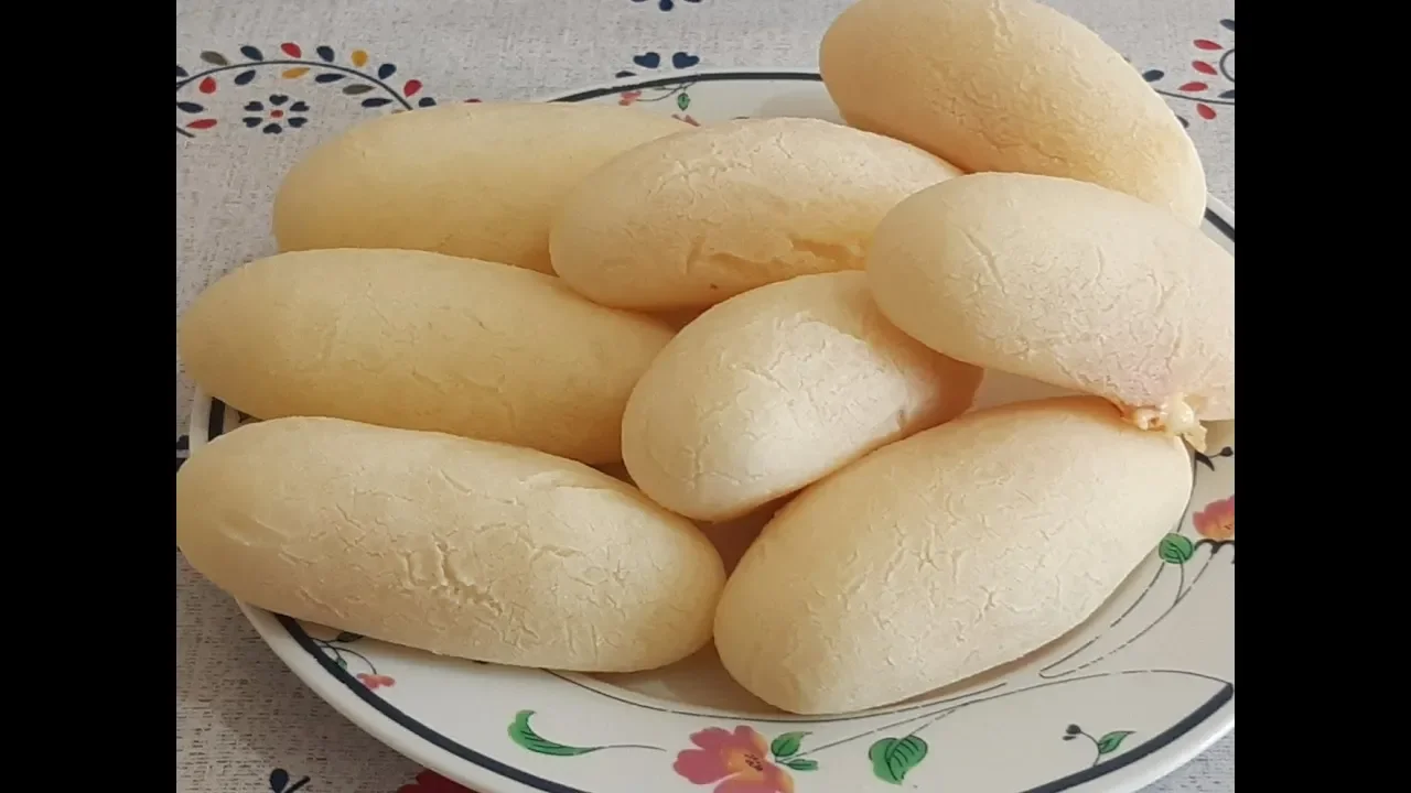 Biscoito de polvilho doce sem glúten e sem lactose. 