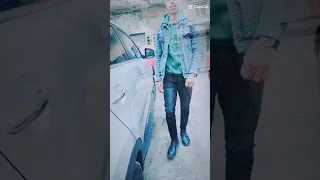 يادلالى عليك يا دلالى سنتين وانا احب و ادارى ياكل حلاوه طحينيه وعينه ليا اللي غرامه كوانى 