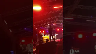 johnny drille rooms live lagos driving in the rain live performance