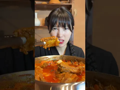 매운 등갈비 먹방 Eating spicy rib with various sauces