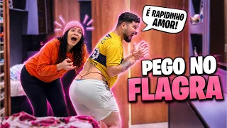 TROLLEI ELA INDO COM C4LC1NHA PARA O FUTEBOL!