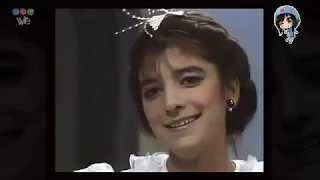 حكايات عالمية من قصص الشعوب شارة البداية     فاطمه محمد و أصالة نصري دندنها