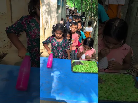 Little people eating limitless testy fresh grapes #trending #challenge