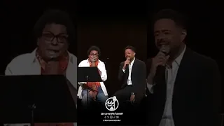 منير وحماقي في رسالة نارية باحتفالية مصر وطن السلام المصري في ضهرك كمل يا فلسطيني  منير وحماقي في رسالة نارية باحتفالية مصر وطن السلام المصري في ضهرك كمل يا فلسطيني