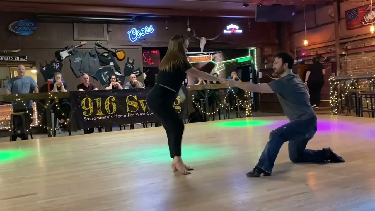 Cameron Riddle & Amber O’Connell @ 916 Swing (3/7/23)