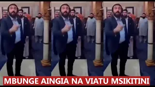 MBUNGE WA ISRAEL AINGIA AKIWA AMEVAA VIATU NDANI YA MSIKITI Wa Ibrahimi Akosolewa Vikali 