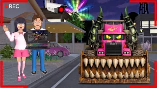 Yuta Mio Panik CCTV Merekam MONSTER DOZER MACK TRUCK EATER di Depan Rumah 😱 Sakura School Simulator