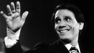 عبد الحليم حافظ   في ناس بتخلق من الالم قوه وناس بتخلق من الدموع سكه دندنها