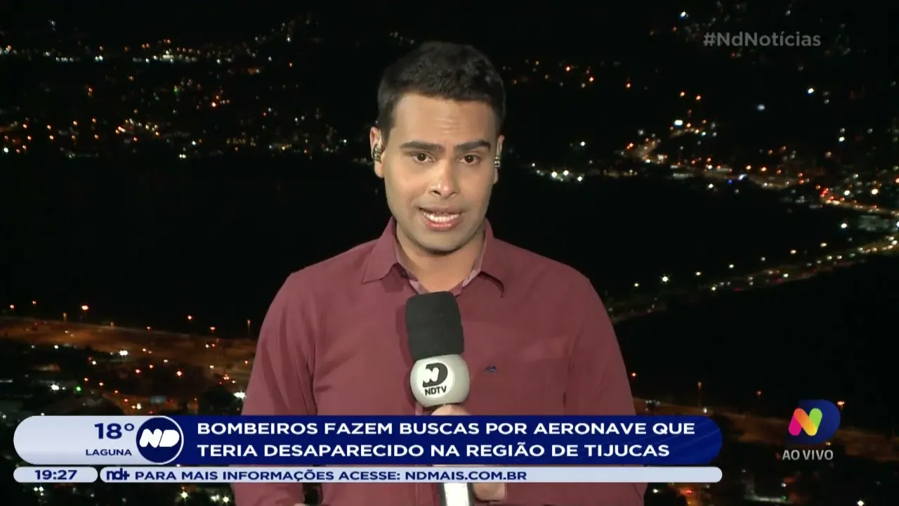 Bombeiros fazem buscas por aeronave desaparecida, da força aérea brasileira, em Tijucas