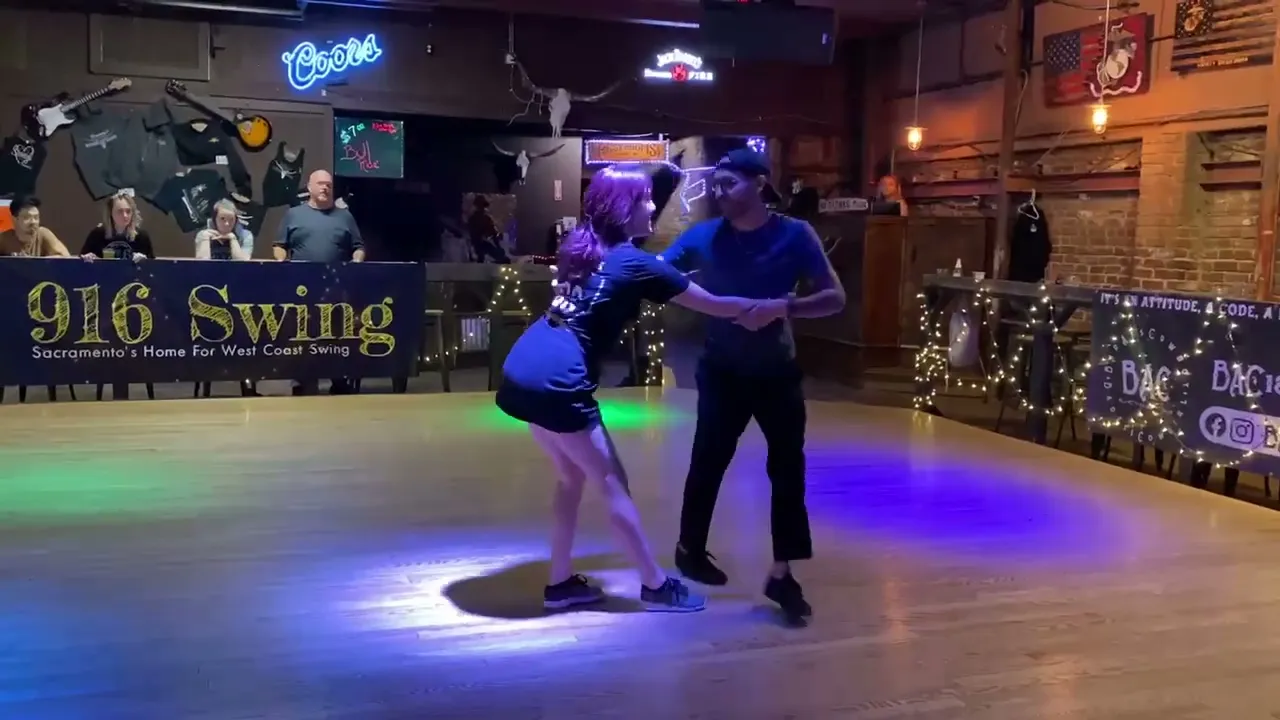 Gabe Munoz & Hannah Guttman @ 916 Swing (4/25/23)