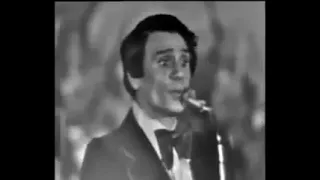 أجمل مقاطع أغنية موعود بحياتك يا ولدي إمرأة عيناها سبحان المعبود 