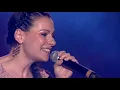 Erika - I Don't Know (Live)