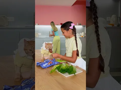 ICE-CREAM LIFEHACK😂🥬 Rate her brain 1-10🍦