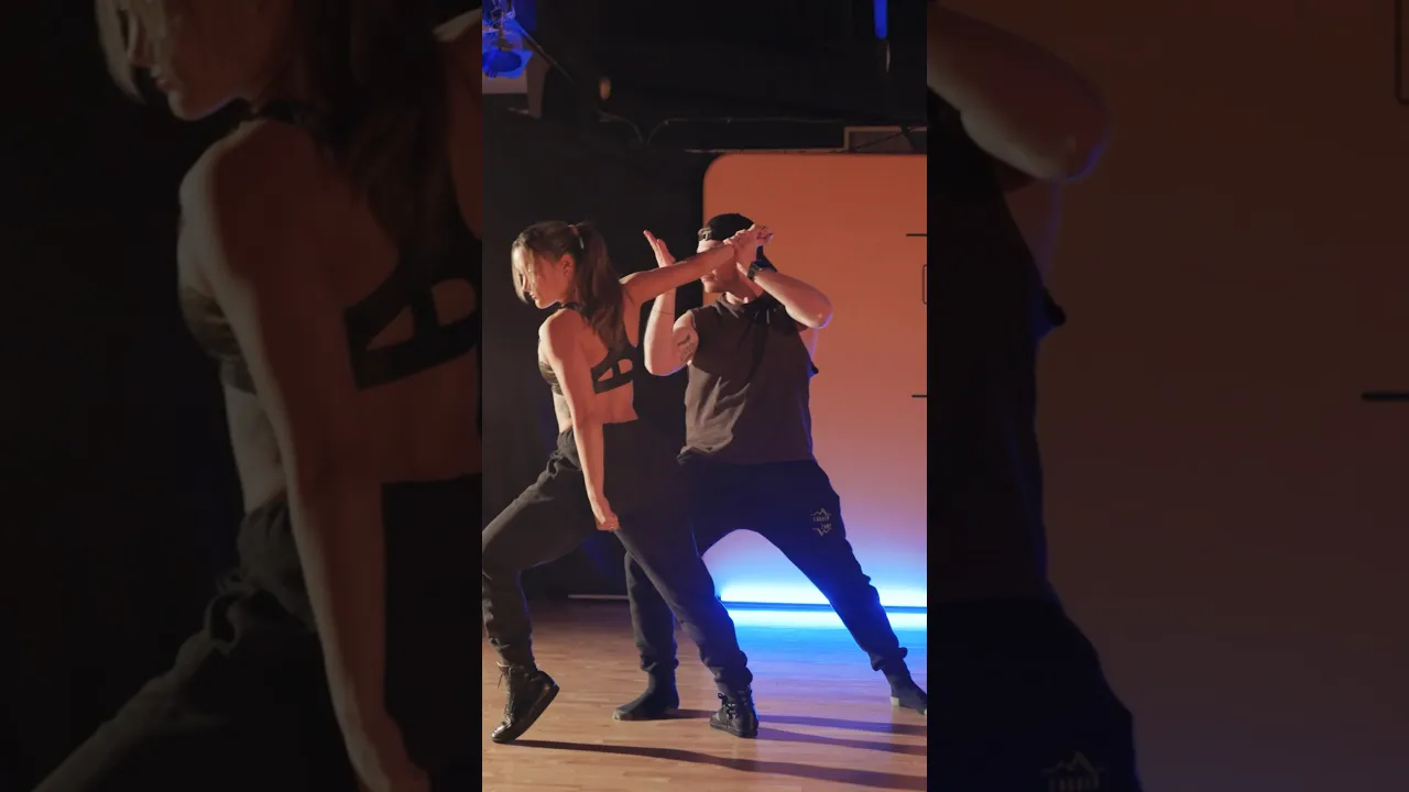 Mixing humor and partner dancing 😉 #swingdance #westcoastswing #dancevideo