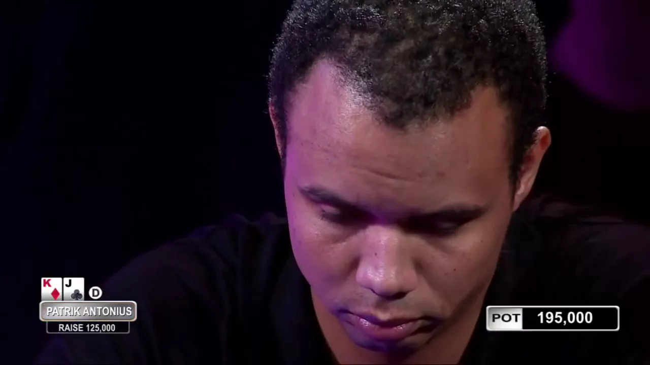 Epic duel of Phil Ivey vs Patrik Antonius
