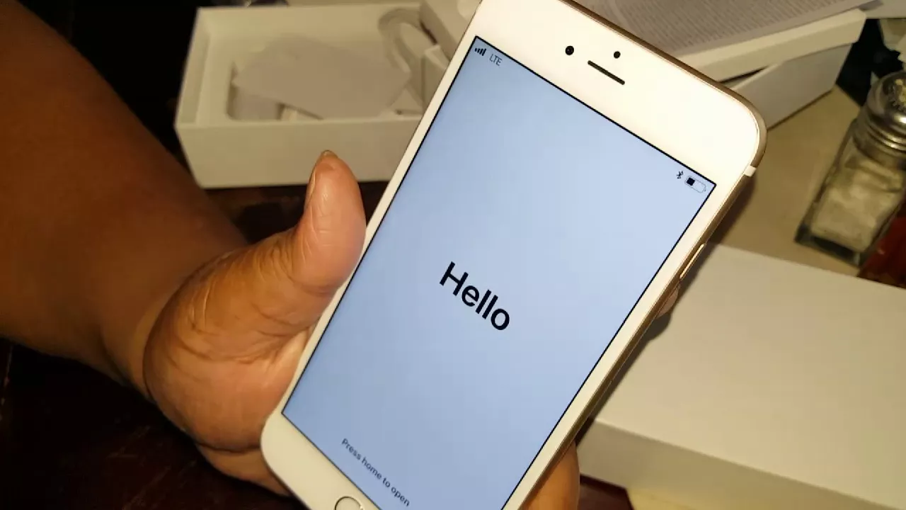 UNBOXING PRE OWENED IPHONE 6 PLUS BOOST MOBILE