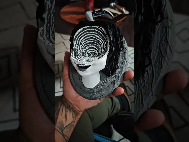Uzumaki Spiral Girl Bust - Junji Ito Uzumaki Inspired Sculpture video thumbnail