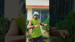 قطة كيوتالقطة المضحكه  رقص القطط مضحك    قطة ترقص  كوميدي رقص القطة                  دندنها