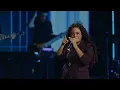Kemilly Santos | Vencendo de Joelhos [Clipe Oficial]