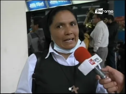 Almacenes Juan Eljuri inició el cuarto festival de Villancicos estudiantiles