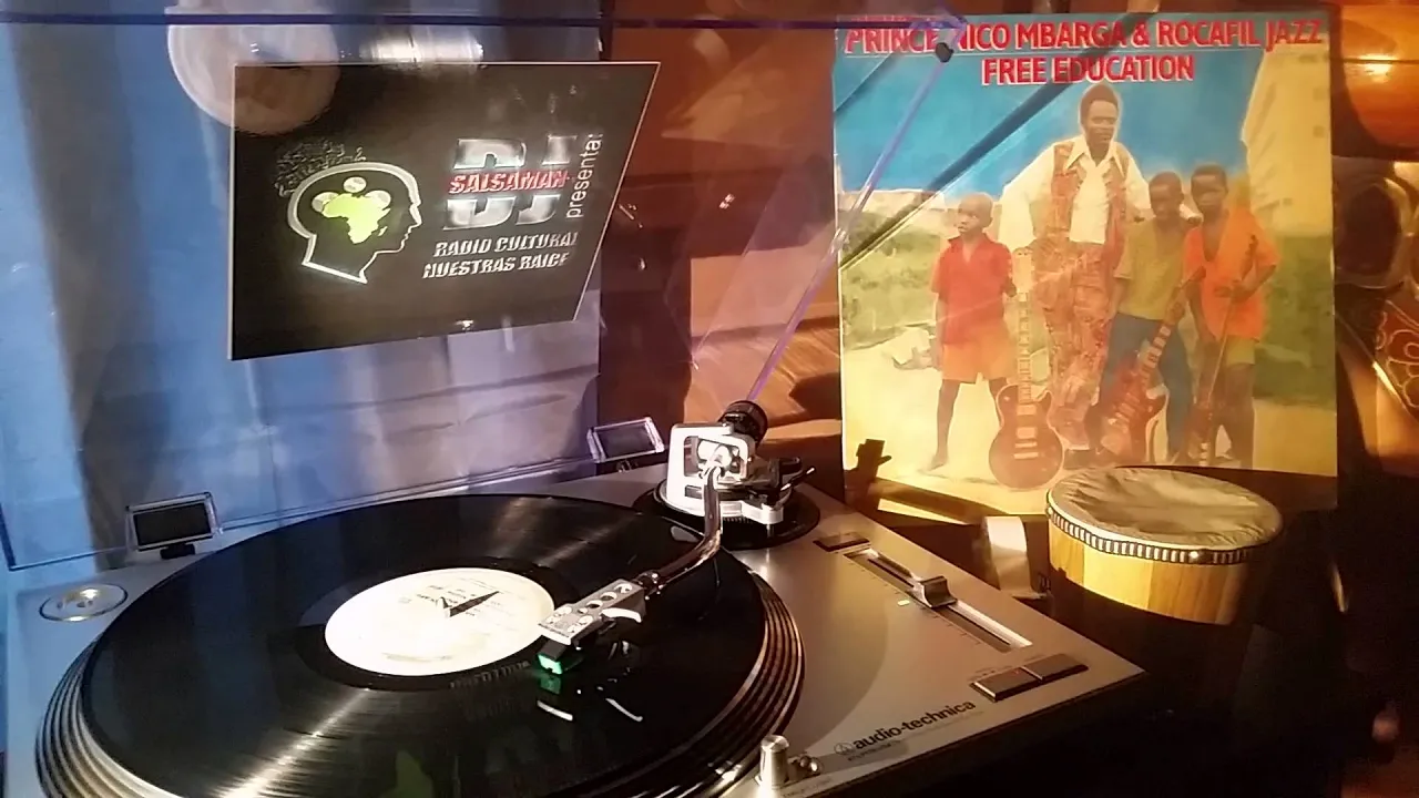 PRINCE NICO MBARGA & ROCAFIL JAZZ   Onye Ori Obi