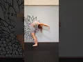 Download Lagu Fall Backbend Easy tutorial 🔥👍 #homeworkout #stretching #shorts #yoga #tips #gymnastics #exercise