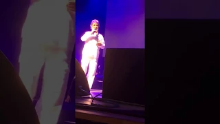 Dr Holakouee In Dariush S Concert Calgary Canadaحضور دکتر هلاکویی در کنسرت داریوش در کلگری کانادا 