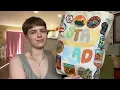 Download Lagu ASMR What’s in My Bag (soft spoken with tapping + tracing)
