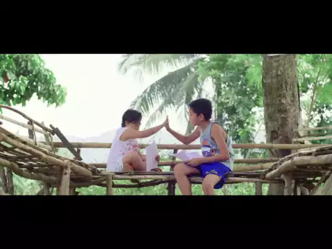 STAR NA SI VAN DAMME STALLONE - OFFICIAL TRAILER