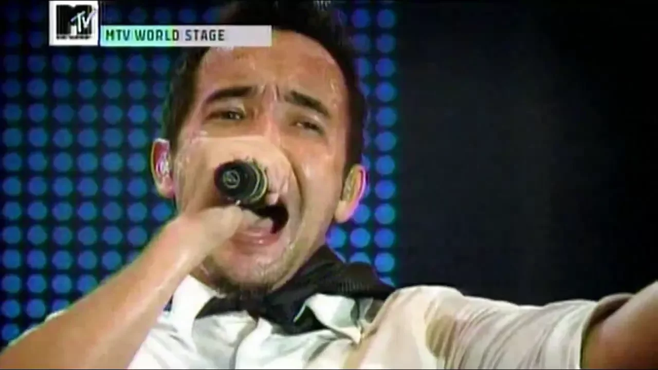 HOOBASTANK || The Reason (Live in Malaysia 2009 - ProShot)