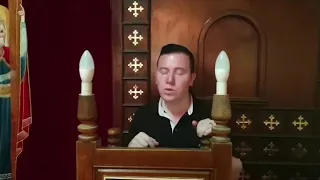 مرد قبلوا بعضكم بعضا الكبير باللغة العربية 