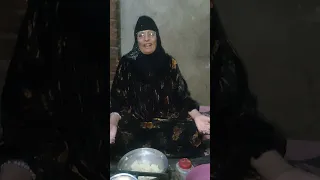 الحاجه نبيله بتغني احلى اغاني 